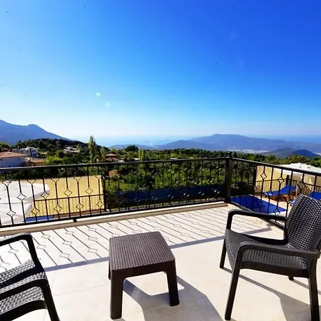 Villa Villa Guemues *