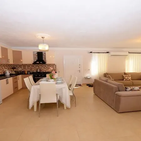 Villa Guemues Willa Kalkan